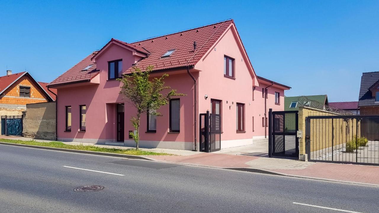 Apartment De Luna Praha Eksteriør bilde