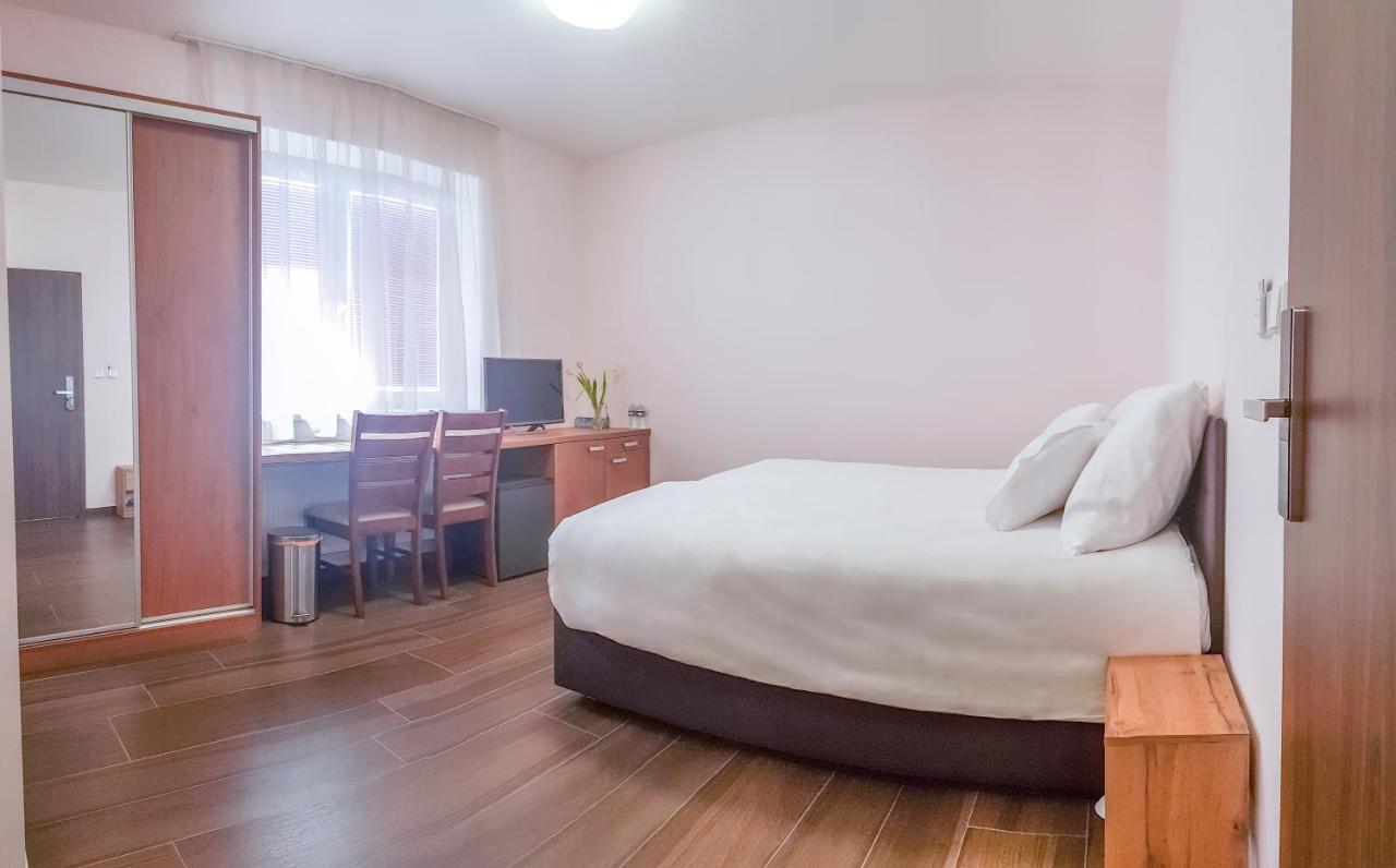 Apartment De Luna Praha Eksteriør bilde