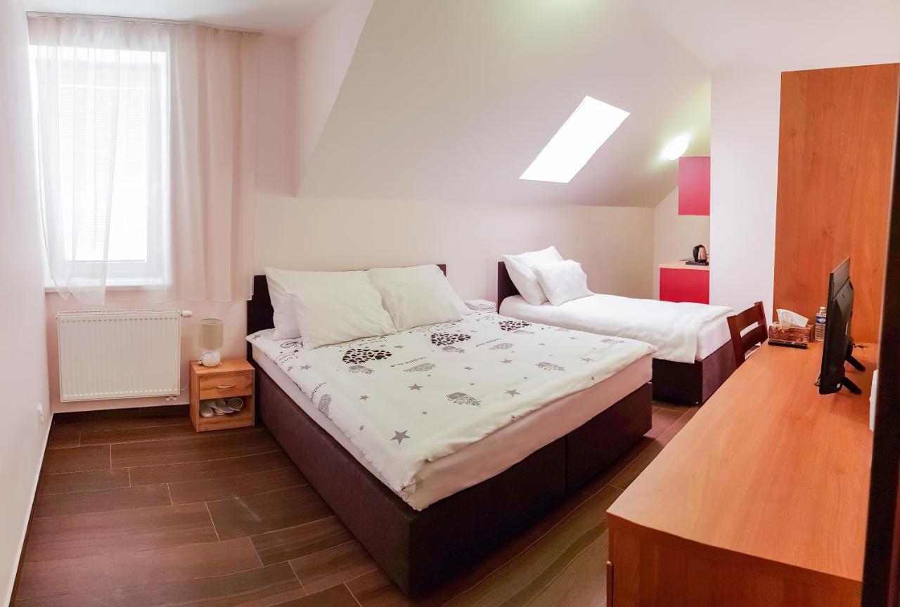 Apartment De Luna Praha Eksteriør bilde